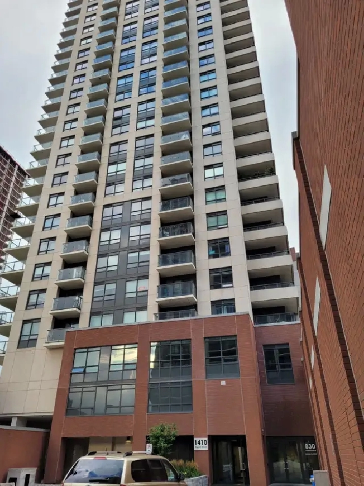 1 Bdr 1 Dent Condo for Rent on Toronto Dupont & Lansdowne $2100