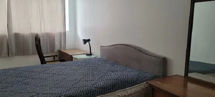 Appartement entièrement rénové et meublé près du metro Sauvé