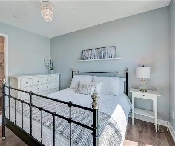 Beautiful Furnished Rooms for Rent – Female Only | Whitby