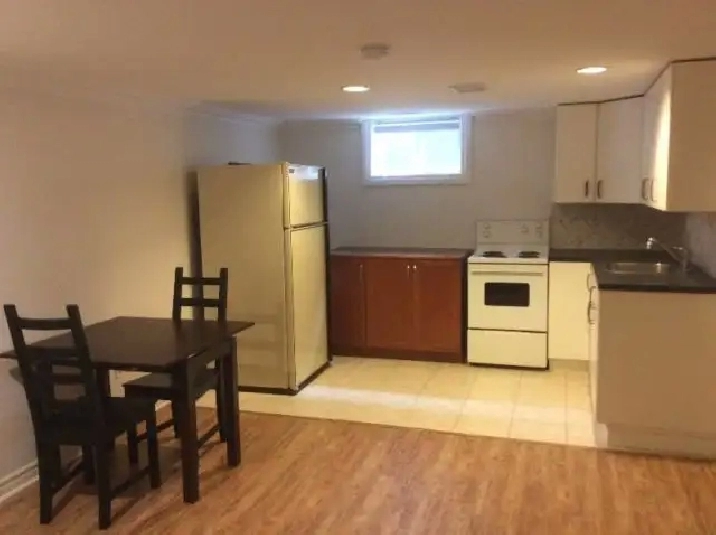 Basement Apartment for Rent Leslie Shepaprd North York