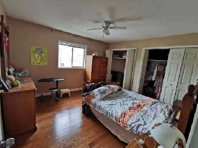 Master room for rent