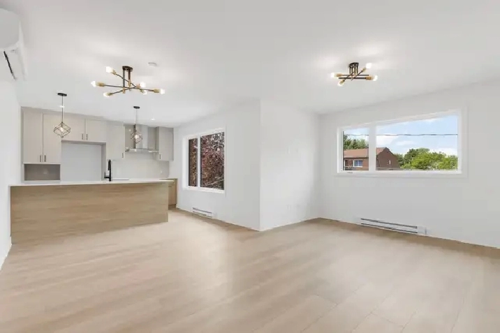 New elegant 3 bdr apartment