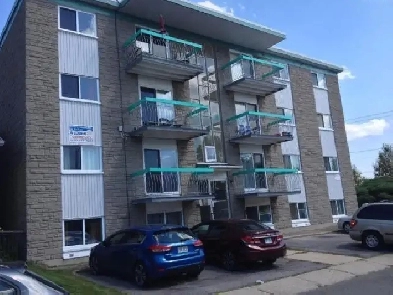 Beau grand 3 1/2 Beauport 1er étage juillet WIFI