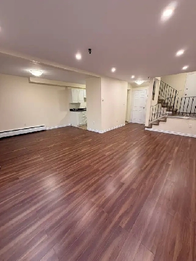FULL RENO 2-Level Apt - Unit 207 - Clayton Park - June 1st