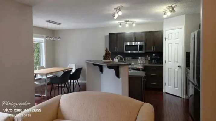 $650 All-Inclusive Rutherford Room | 15min to YEG/Nisku/Leduc