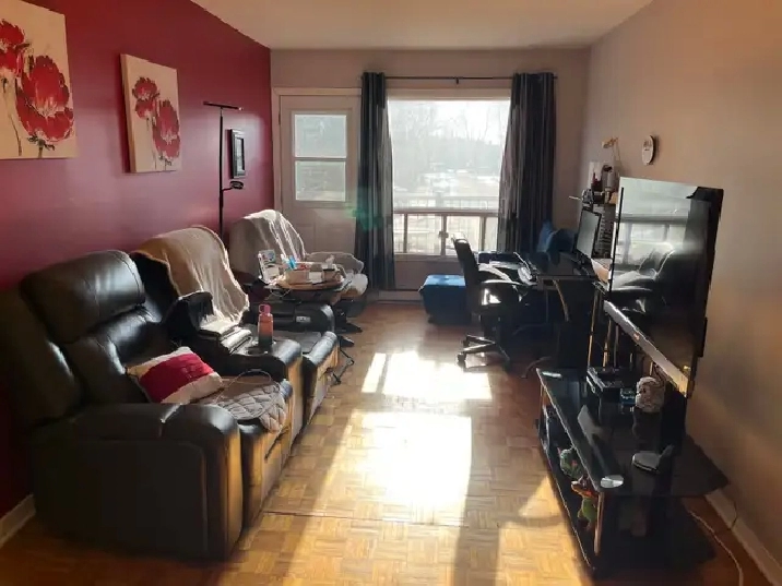 Superbe 4 ½ à louer à laval