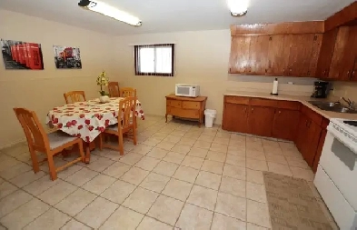 Furnished 3 Bedroom Suite for rent in Drayton Valley