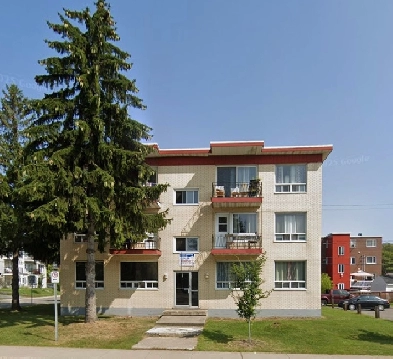 Beau et très grand 5 1/2, Limoilou secteur Bardy JUILLET