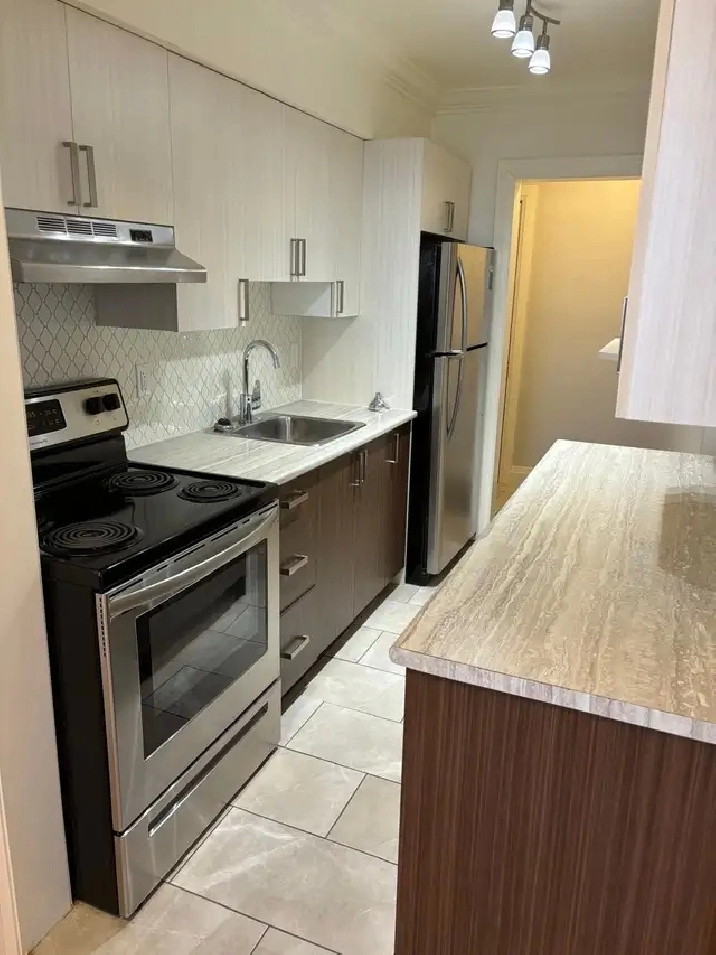 Spacious 2 Bedroom Apartment for Rent!