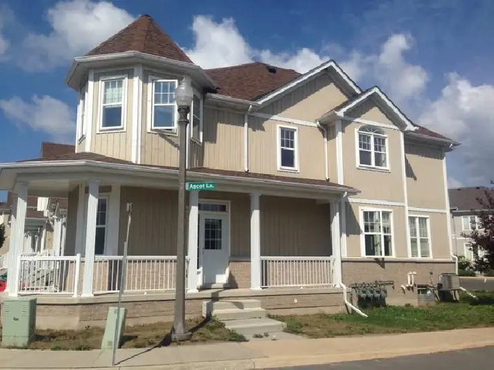 779 Newmarket Lane - 3 bed, 2.5 bath - 3 Bedroom House for Rent