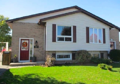 LARGE 1-BDRM ALL INCLUSIVE AVAILABLE MAY 1ST!