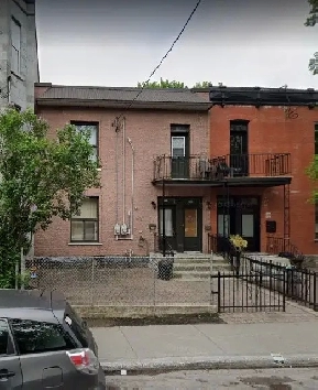 Mile-end 2 bedroom   Den