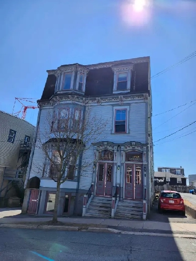 142 Leinster St - 2BR Uptown, Laundry, Water Views