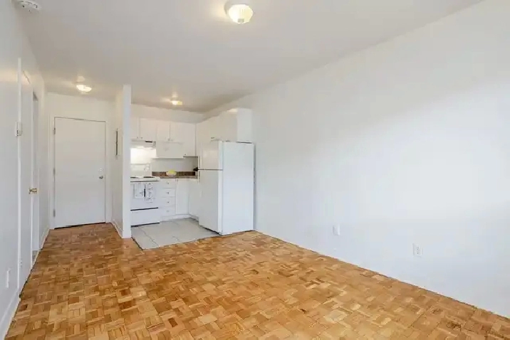 4.5, à louer, blvd métropolitain,St-Léonard