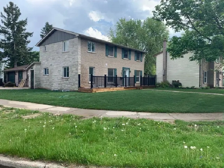 5 bedroom 3 bath house