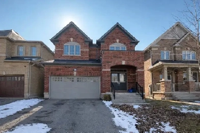 4 Bdrm   4 washroom rental in Oshawa