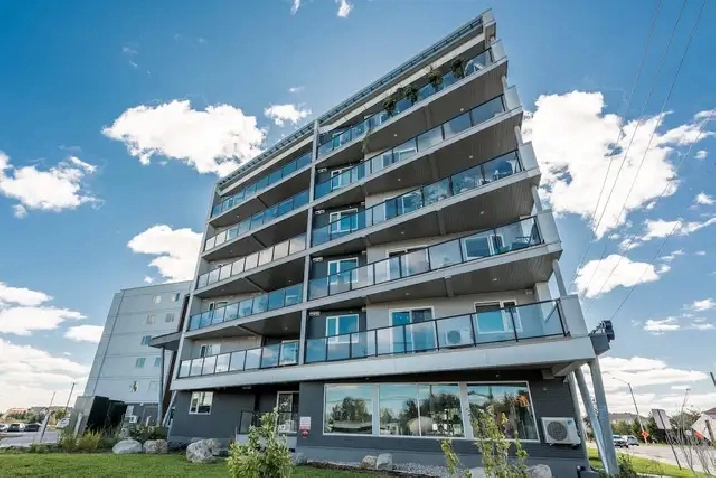 Eagle Pointe - 2 Bedroom   Den available at 800 Eagleson Rd, Kan