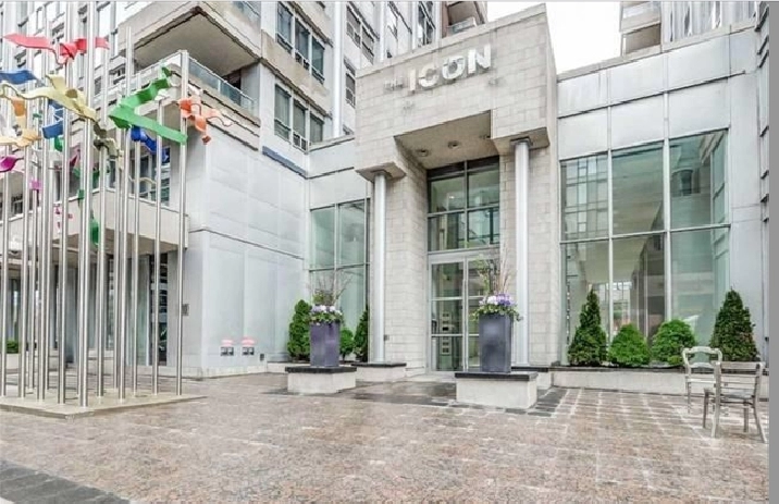 May1st,Downtown King/John,Private Furnished Den/Room,Female only