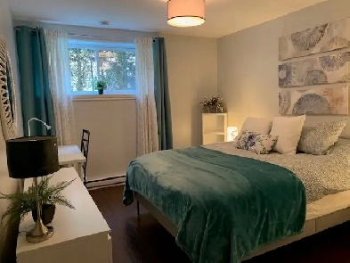 1 Chambre dispo. étudiante dans 4 1/2 tout inclus clé en main.