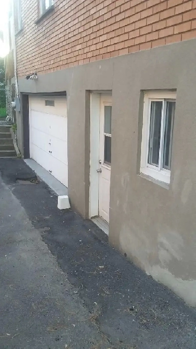 31/2 demi sous sol chomedey electr,chauff incl