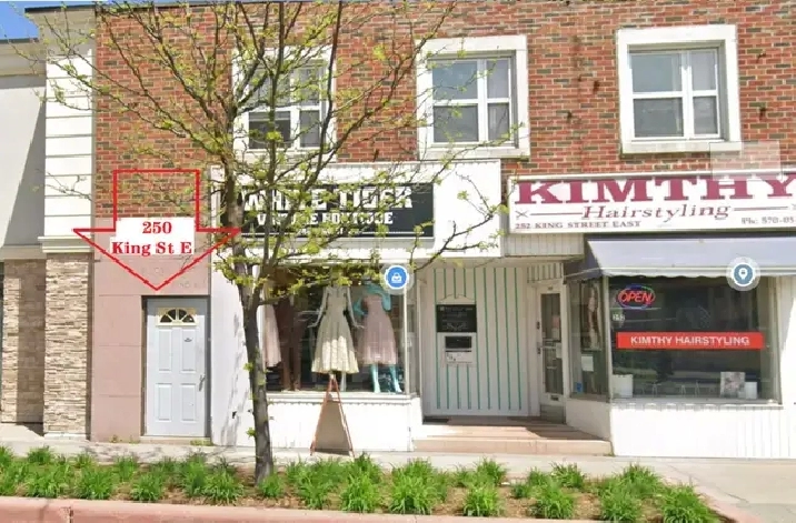 Kitchener downtown 2 bedroom unit for rent $1600/M   electircity