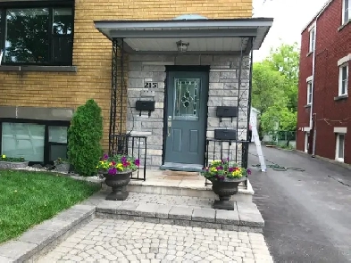 215 Granville StreetVery large Two- Bedroom Apt.