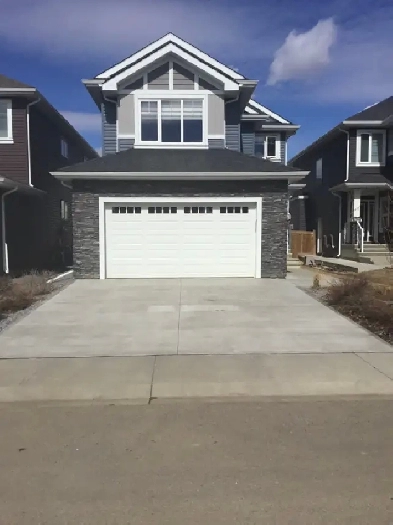 Executive home to share $850.00 per month all inclusive Edmonton