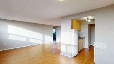September 1st, 2 Bed 1 Bath, Close to Carleton U - All-inclusive
