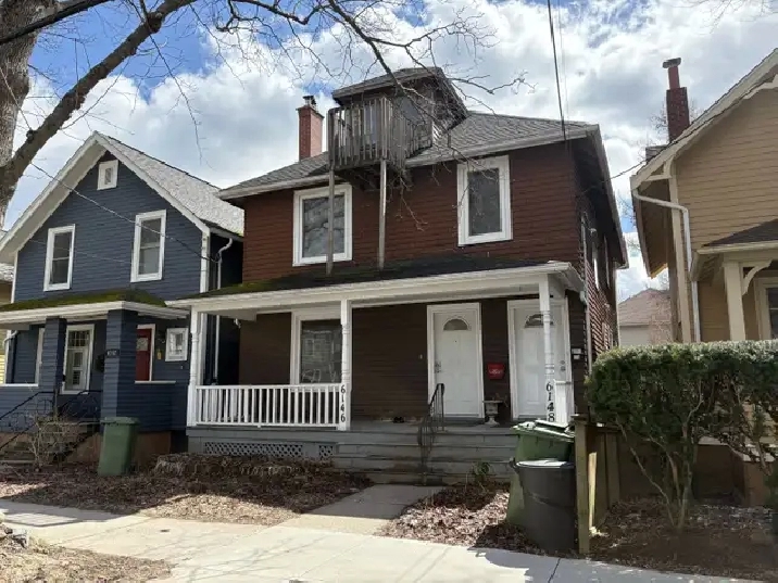 26-040 Spacious and bright flat near Quinpool Road