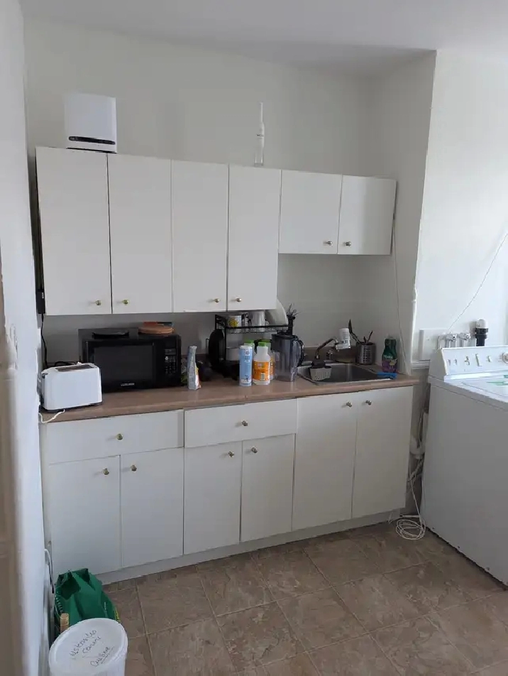 3 1/2 libre 1 juillet