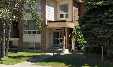 Spacious 2 Bedroom 1 Bath Apartment in the heart of Red Deer!