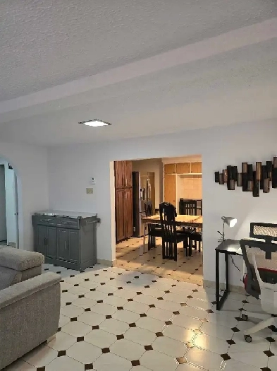 4 1/2 Semi-basement apartment for rent H1E 2R5 Montréal