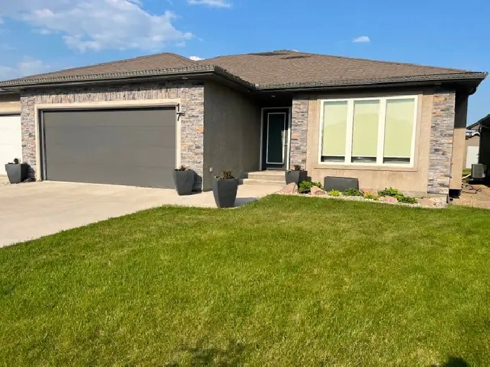 Steinbach One Side of Duplex