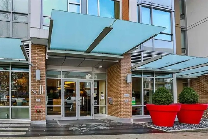 温哥华Downtown市中心高档社区一室一厅出租