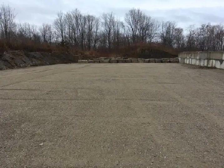 Outdoor Storage/ Contractor Yard/ Storage Units