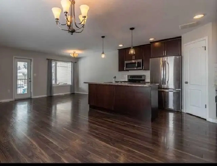 4 Bedroom Duplex for Rent – Norwood Area | Near College & Schoo