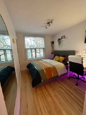 Appartement 2 1/2 Chauffé, eau chaude, poêle, frigo, Juillet