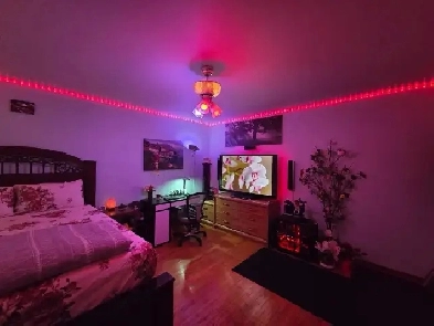 master bedroom with attached washroom