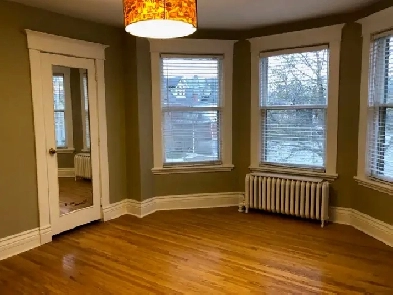 2 bedroom One block from Victoria Park