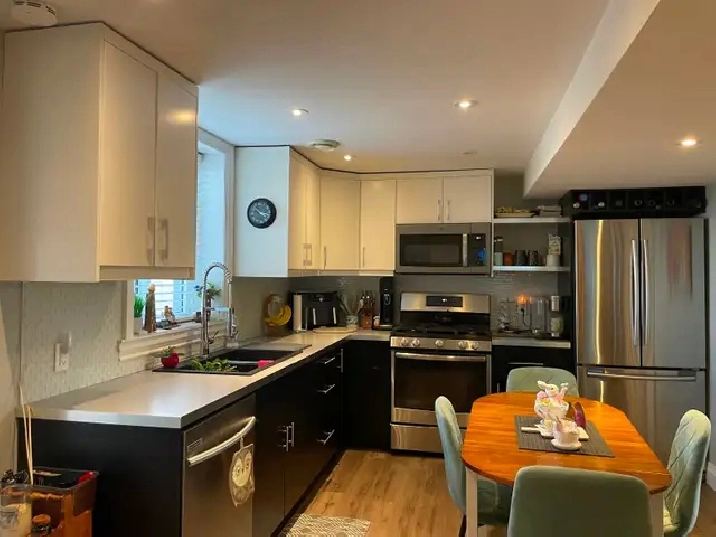 3 Bedroom one bath Apartment/ West End/ Available May 1st