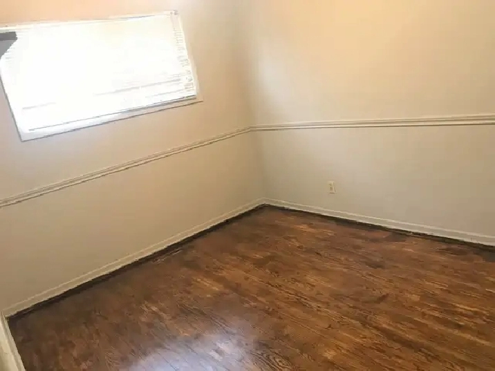 5-bedrm-EIA friendly-home in good area in EK WPG for rent May 15