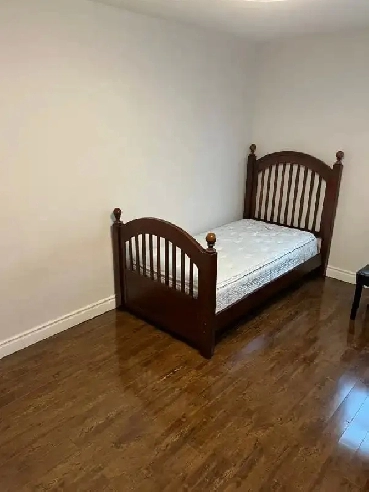 Room for Rent for Females