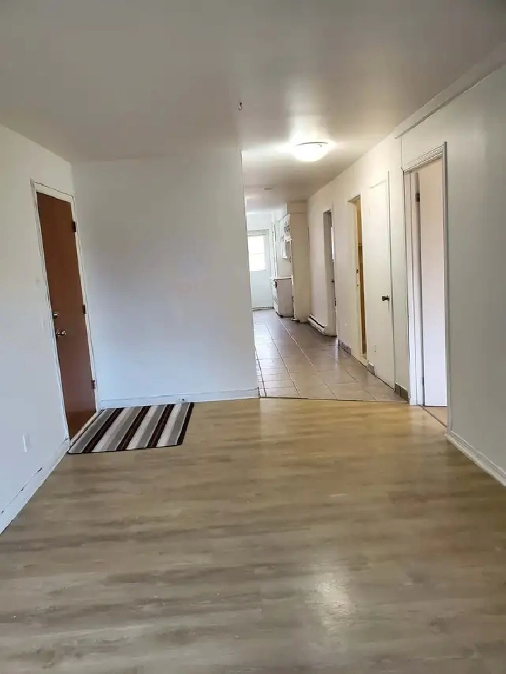 4 1/2  À LOUER MONTRÉAL-NORD 1600$ 41/2 TO RENT MONTREAL-NORD