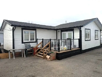Manufactured Home FOR SALE in Coaldale - Complete Renovation