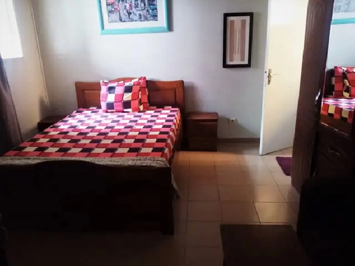 grande chambre meublee tout compris disponible maintenant