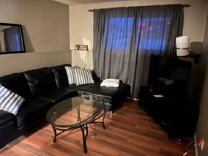 Just bring your suitcase - fully furn'd, wifi, cable, short term