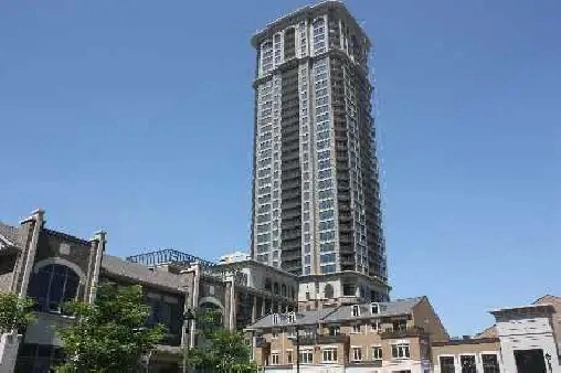 BEAUTIFUL NICE VIEW, ONE BEDROOM CONDO- SQUARE ONE, MISSISSAUGA