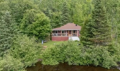 maison de campagne bord de l’eau