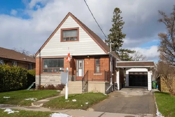 A basement apartment of two rooms for rent (two or three persons