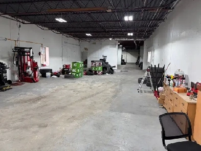 Unit For Lease In Kitchener With Exposure To Victoria ST